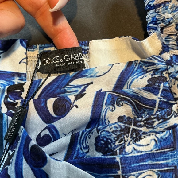 Dolce & Gabbana Blue White Majolica Print Crop Top & Shorts Set NWT Size L - Picture 9 of 9